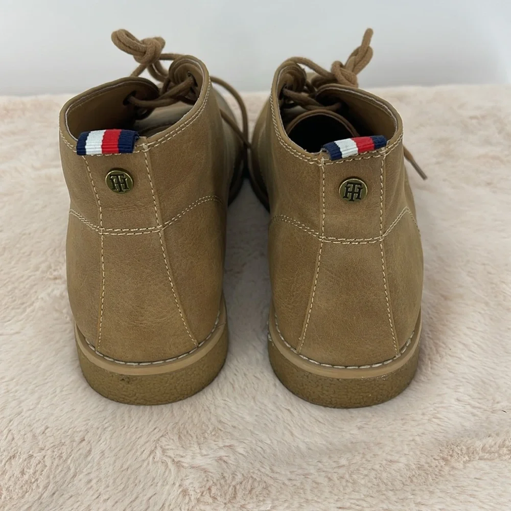 Tommy Hilfiger Tan Suede Ankle Boots size 9.5